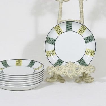 Arabia plates, hand-painted, 8 pcs, small, signed, unknown