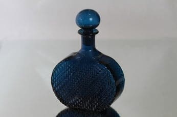 Riihimäen lasi Flindari karahvi, 50 cl, suunnittelija Nanny Still, 50 cl
