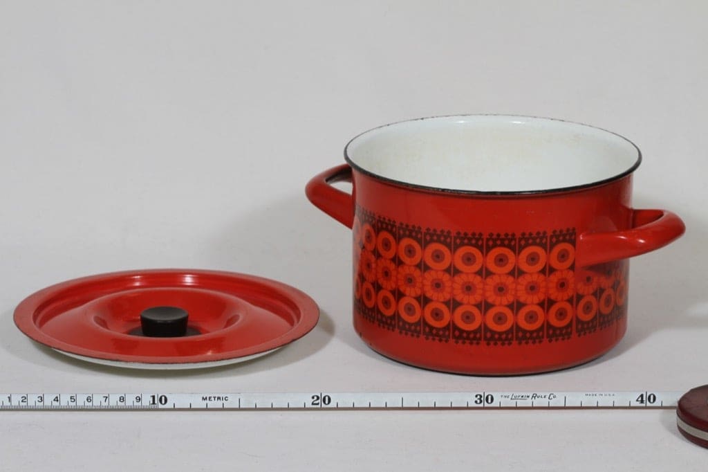 Finel Kehrä kattila, 2.5 l, suunnittelija Raija Uosikkinen, 2.5 l, serikuva, retro kuva 2