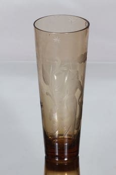 Karhula vase, woman, Erkki Käppi