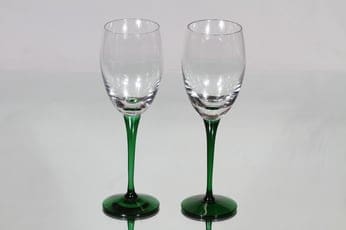 Nuutajärvi Traviata lasit, 18 cl, 2 kpl, suunnittelija Saara Hopea, 18 cl