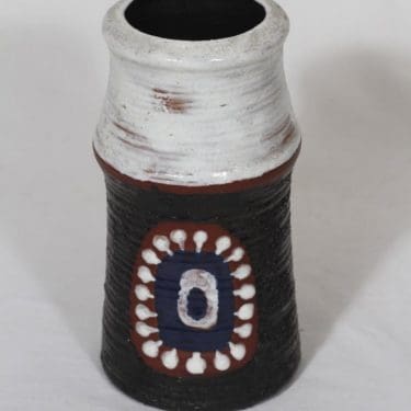 Kupittaa clay vase, hand-painted, Orvokki Laine