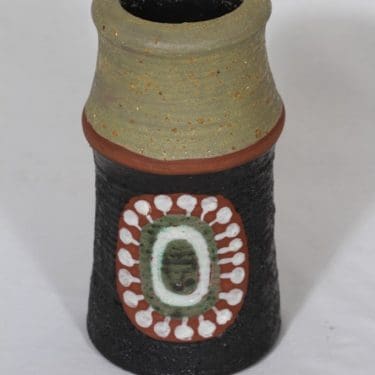 Kupittaa clay vase, hand-painted, Orvokki Laine
