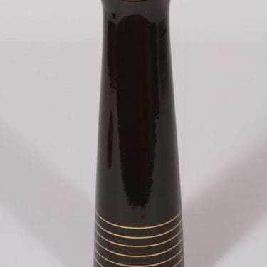 Arabia vase, black, functionalism