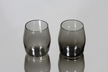 Iittala i-103 snapsilasit, 5 cl, 2 kpl, suunnittelija Timo Sarpaneva, 5 cl, pieni, 5 cl