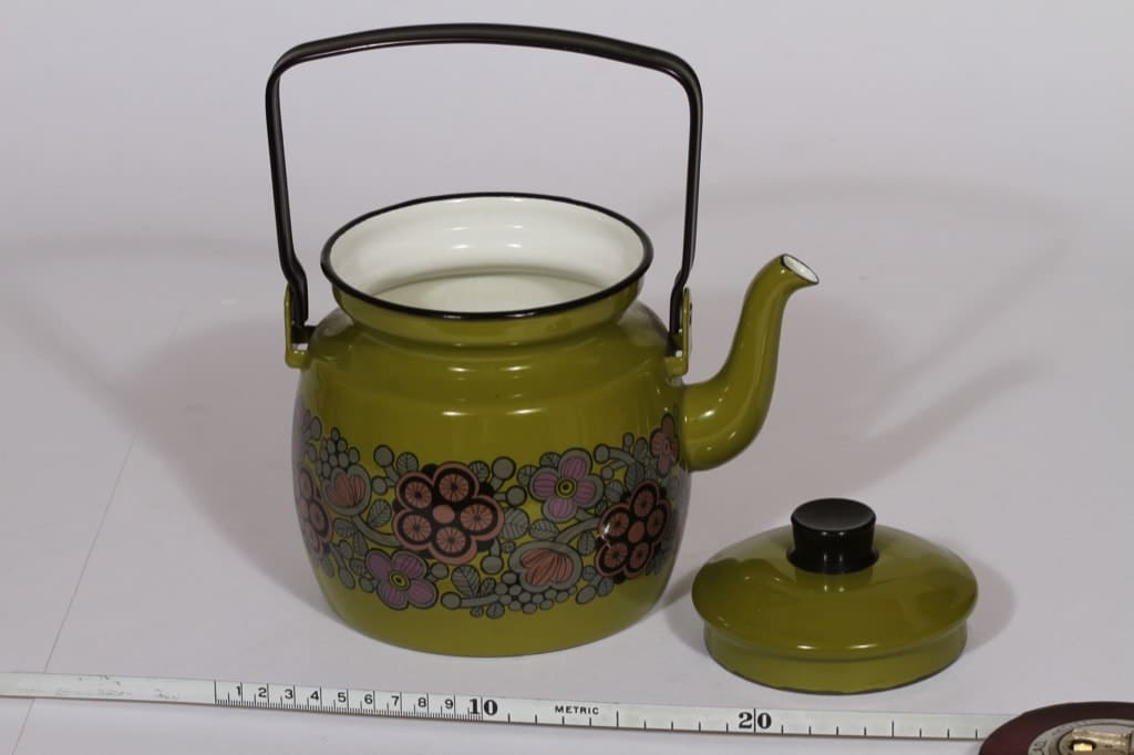 Finel Primavera kahvipannu, 1,5 l, suunnittelija Raija Uosikkinen, 1,5 l, serikuva, retro kuva 2