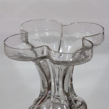 Riihimäki glass Onnenlehti vase, clear Helena Tynell