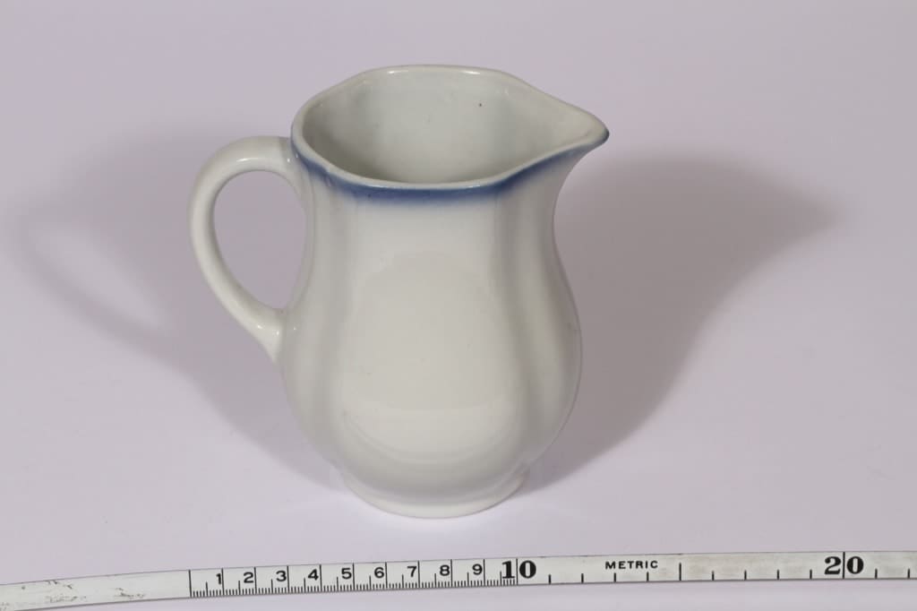 Arabia Nina kaadin, 0.5 l, suunnittelija , 0.5 l, pieni, puhalluskoriste kuva 2