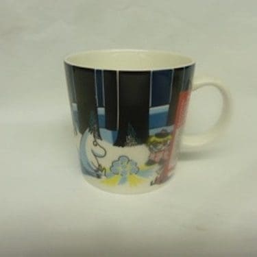 Arabia Muumi mug, Talvinuotio, designer Tove Slotte, Tove Jansson, silk screening, muumi theme, seasonal product 2007