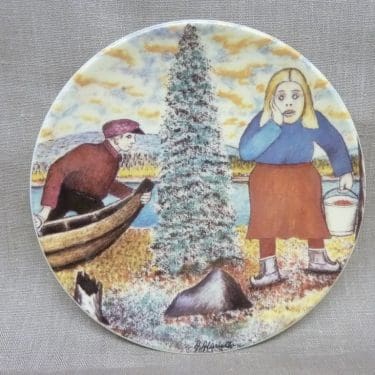 Arabia decorative plate, Luonnon Helmassa, designer Andreas Alariesto, silk screening, Lapland theme, naive