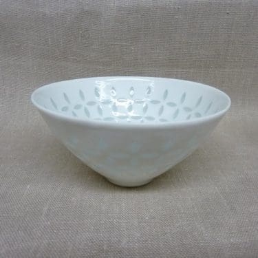 Arabia FK/33 vase, white, designer Friedl Holzer-Kjellberg, small, mass signed, porcelain