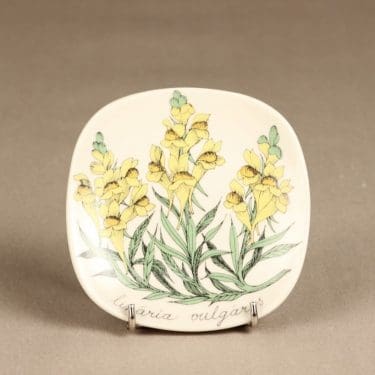 Arabia Botanica wall plate Linaria vulgaris designer Esteri Tomula