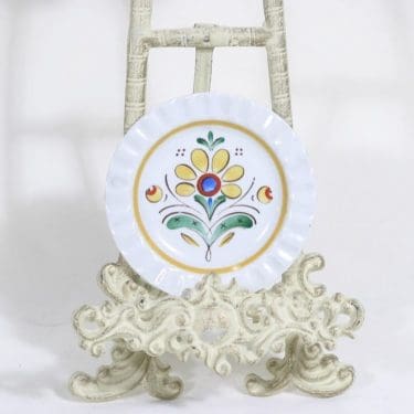 Arabia Allmoge decorative plate, hand-painted, small