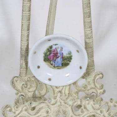 Arabia Romantica decorative plate, designer Esteri Tomula, small, silk screening
