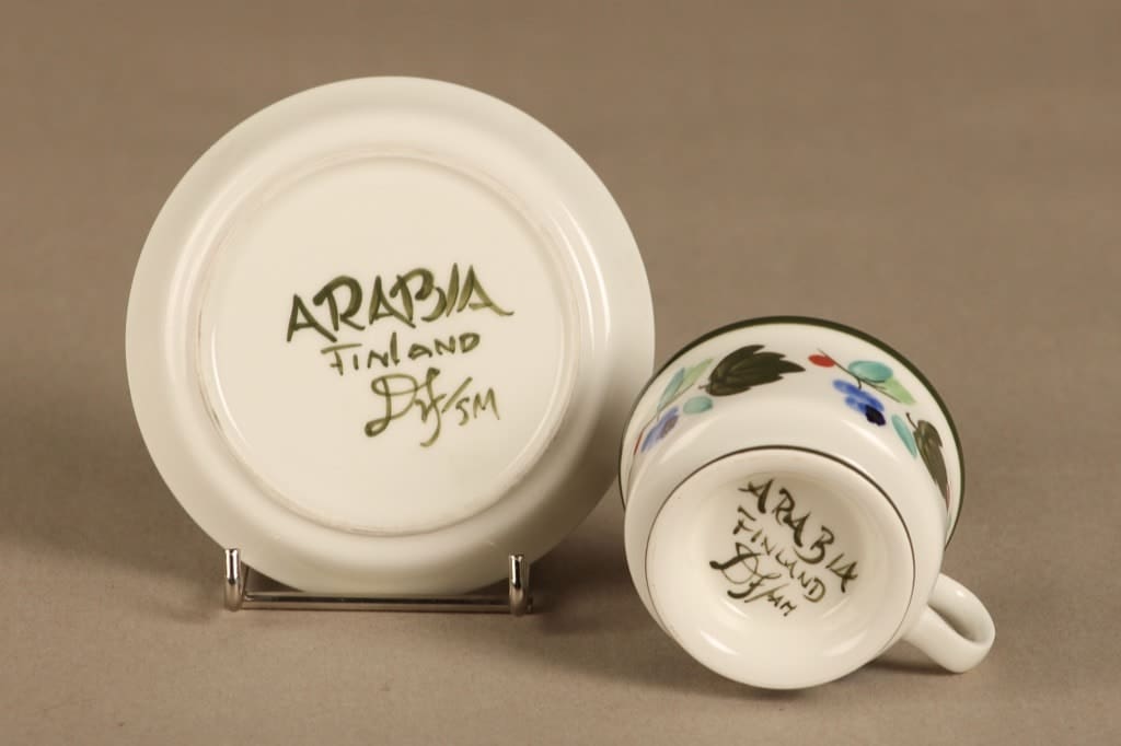 Arabia Palermo mokkakuppi, 10 cl, suunnittelija Ulla Procope, 10 cl, käsinmaalattu, signeerattu kuva 2