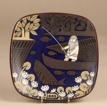 Arabia Kalevala annual plate 1985 designer Raija Uosikkinen