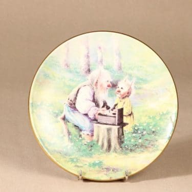 Arabia Little troll year wall plate, Spring designer Sussi Anna Åberg