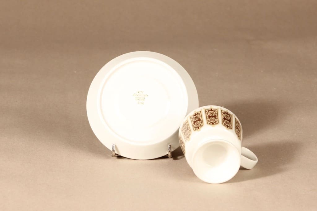 Arabia Rukinlapa coffee cup designer Raija Uosikkinen 3