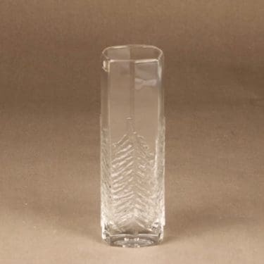 Iittala Kuusi vase designer Jorma Vennola