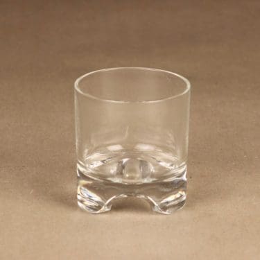 Iittala Sampo glass designer Heikki Orvola
