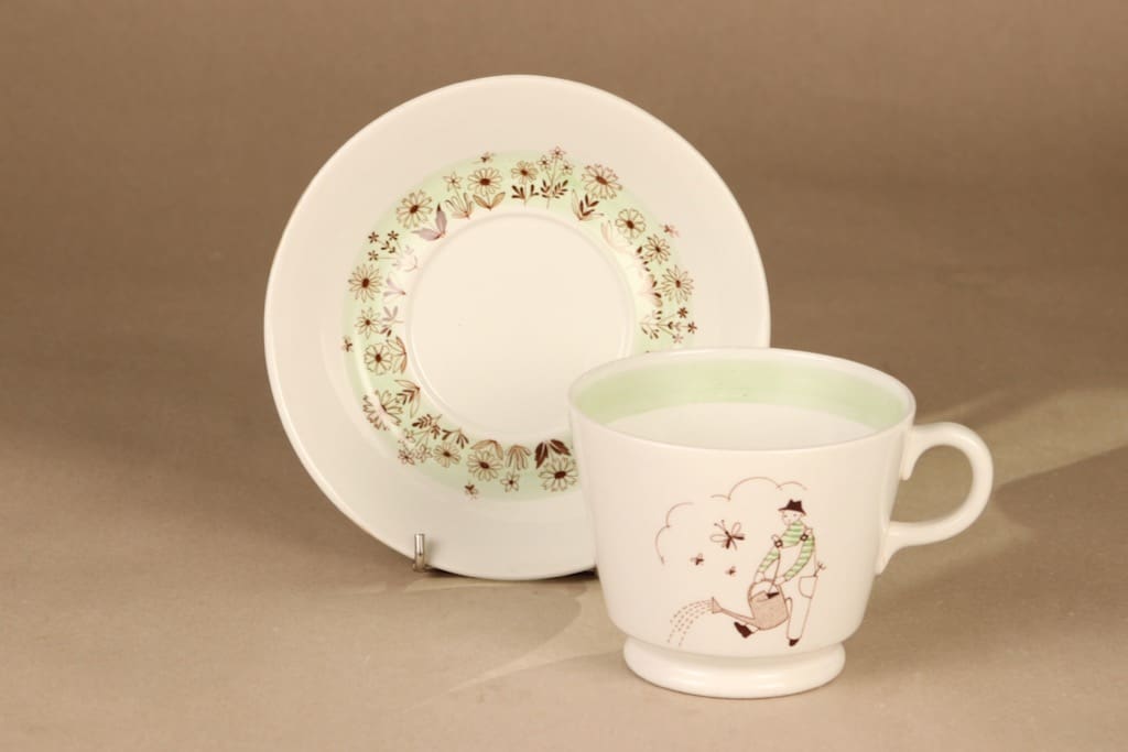 Arabia Harraste cacao cup Gardener designer Raija Uosikkinen 2