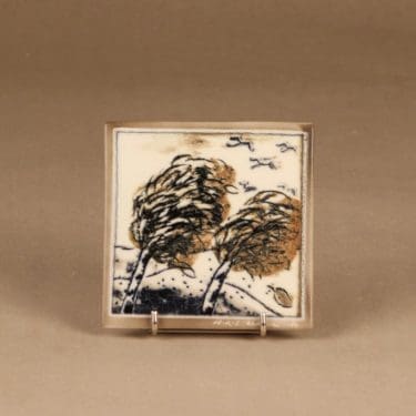Arabia wall plate In the Autumn wind designer Heljä Liukko-Sundström