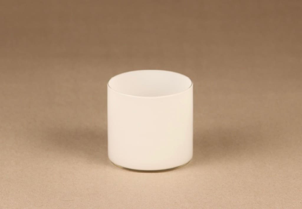 Iittala 2514 lasi, valkoinen, suunnittelija Timo Sarpaneva,