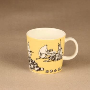 Arabia Moomin mug Yellow designer Tove Slotte-Elevant