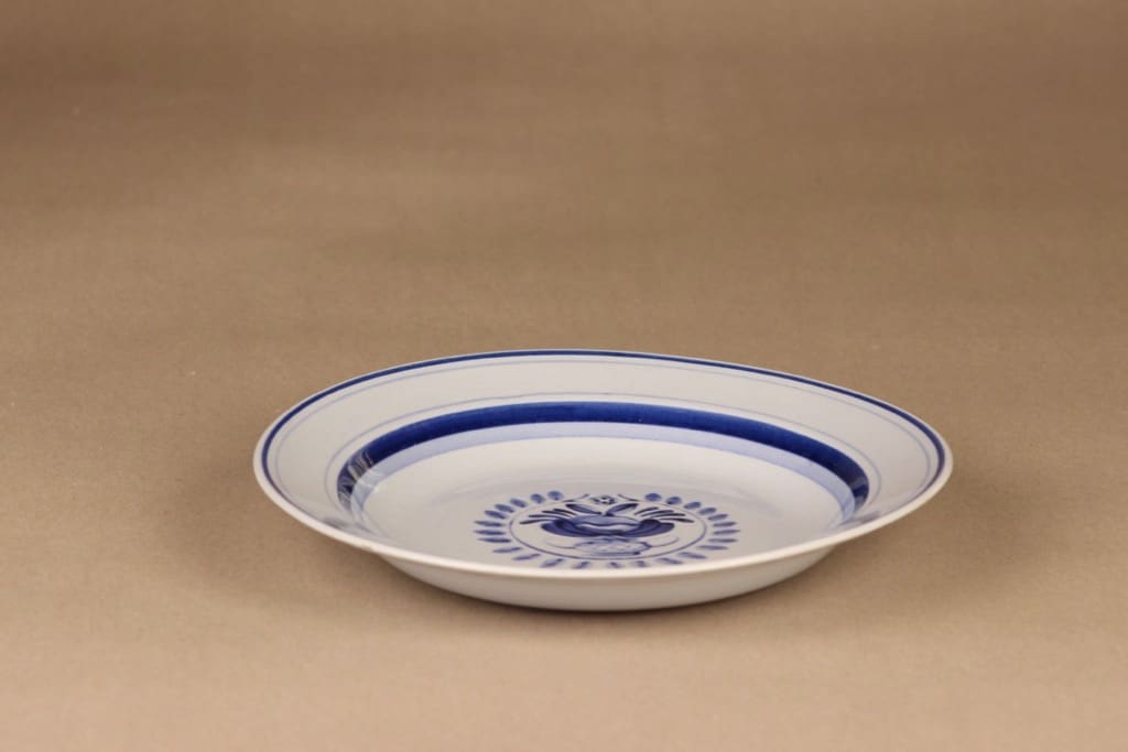 Arabia Blue Rose soup plate 21.7 cm, designer Svea Granlund, hand-painted, flower decoration