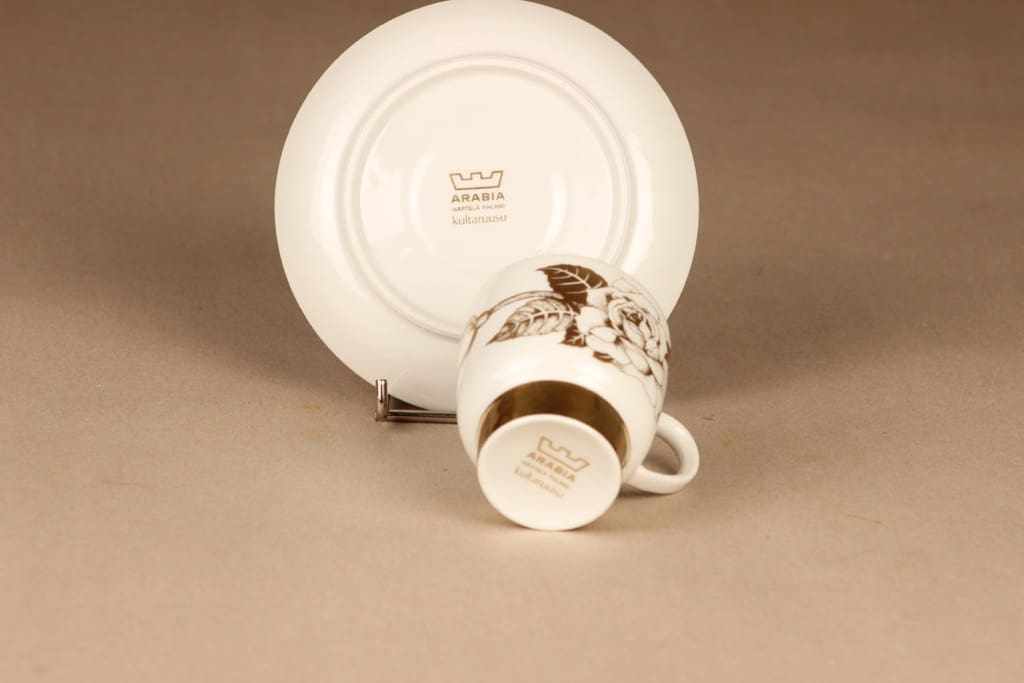 Arabia Kultaruusu coffee cup and plates designer Raija Uosikkinen 4
