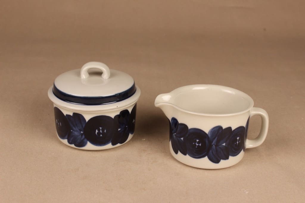 Arabia Anemone sugar bowl and creamer designer Ulla Procope