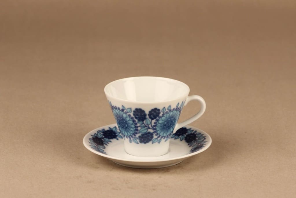 Arabia Johanna coffee cup designer Raija Uosikkinen