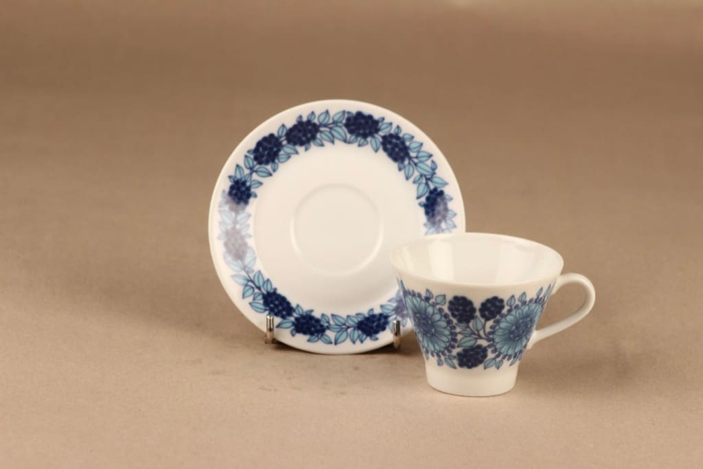 Arabia Johanna coffee cup designer Raija Uosikkinen 2