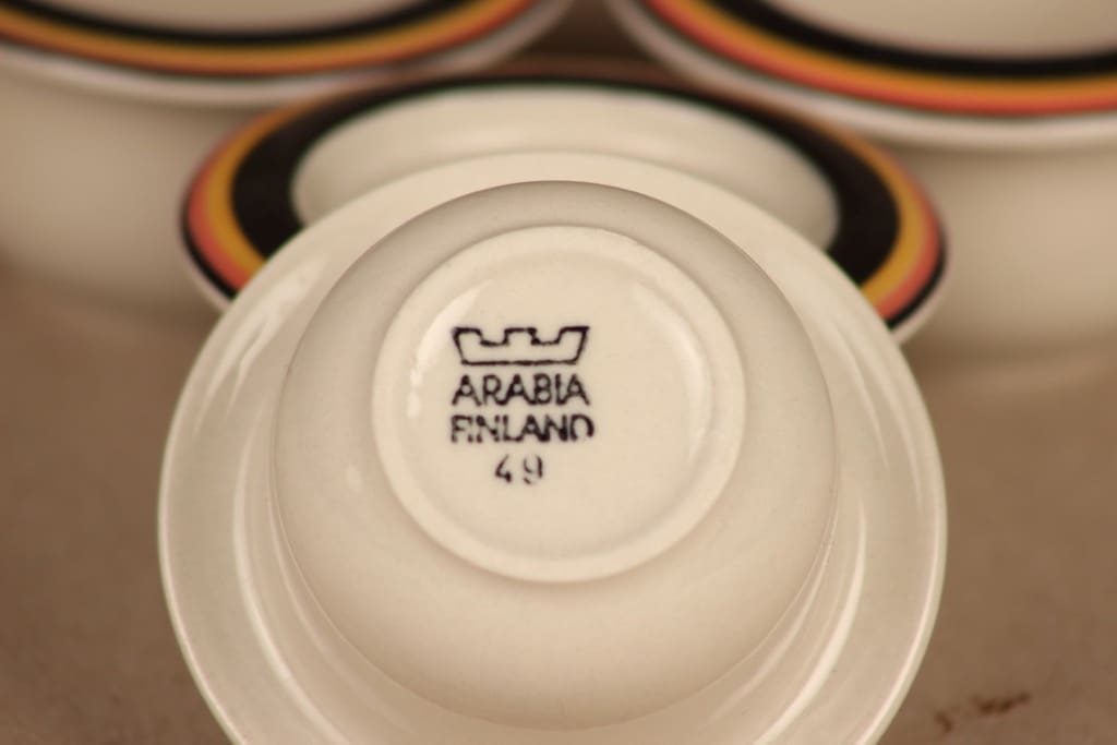 Arabia Reimari munakuppi, 4 kpl, suunnittelija Inkeri Leivo, raitakoriste 2