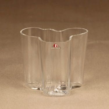 Iittala Aalto Collection vase designer Alvar Aalto