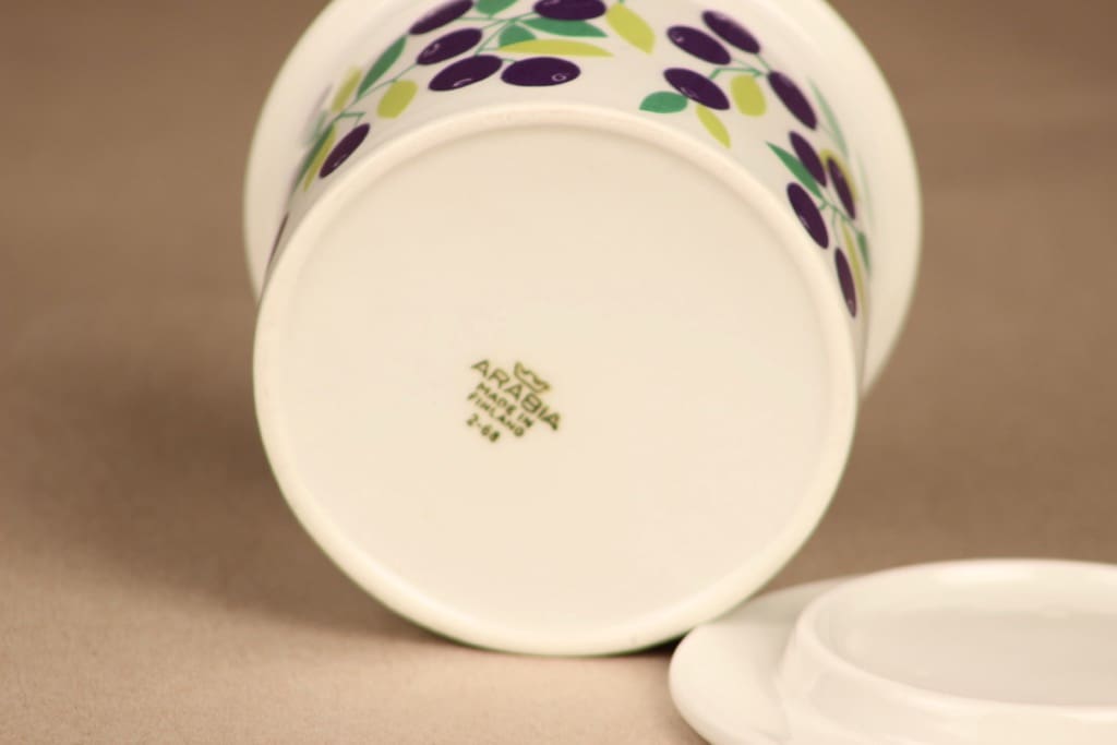 Arabia Pomona blueberry jar with lid designer Raija Uosikkinen 3