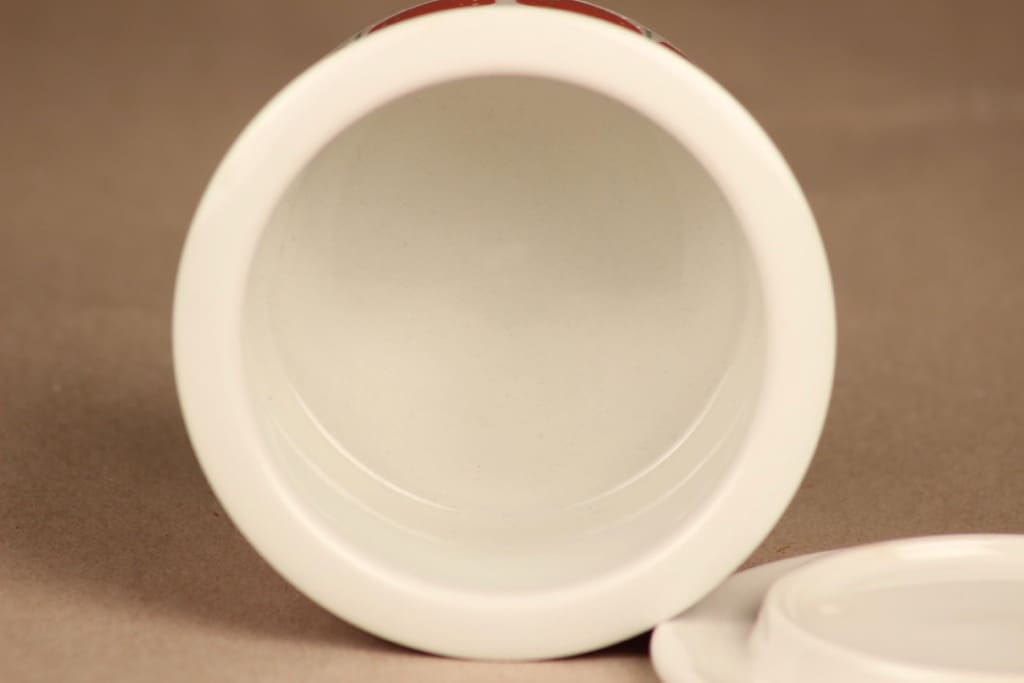 Arabia Pomona strawberry jar with lid designer Raija Uosikkinen 2
