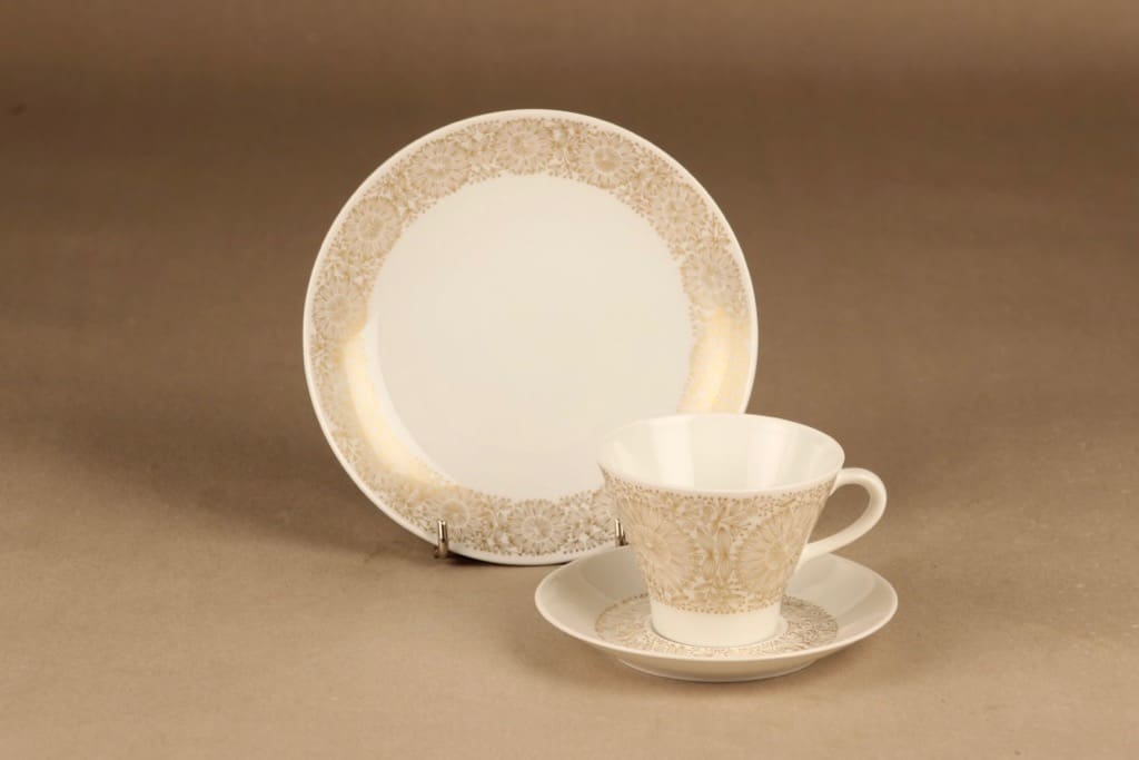 Arabia Filigran coffee cup and plates(2), gold designer Raija Uosikkinen