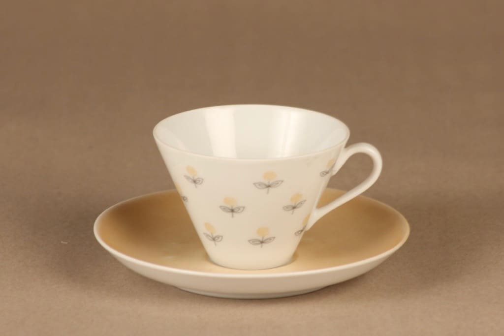 Arabia Monica coffee cup, hand-painted designer Esteri Tomula