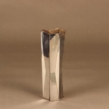 Hopeakeskus vase, silver designer Tapio Wirkkala