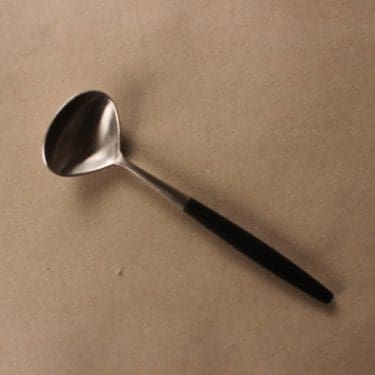 Hackman Lion sugar spoon designer Bertel Gardberg