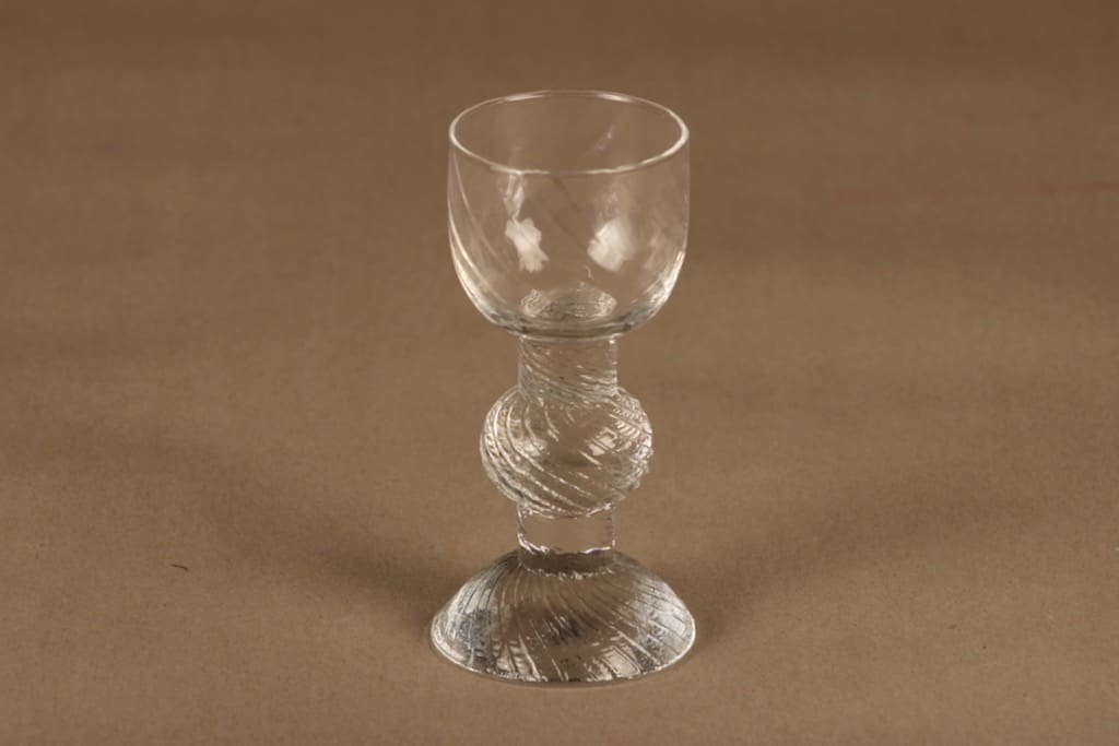 Iittala Ritari väkeväviinilasi, 10 cl, suunnittelija Timo Sarpaneva, 10 cl