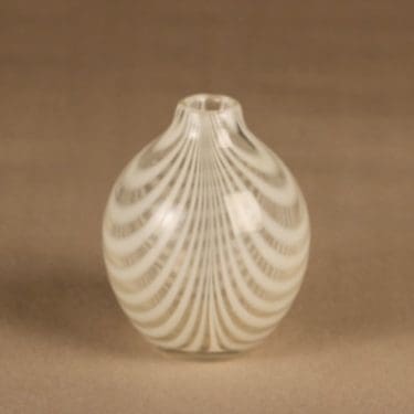 Kumela vase, filigree designer Maija Carlson