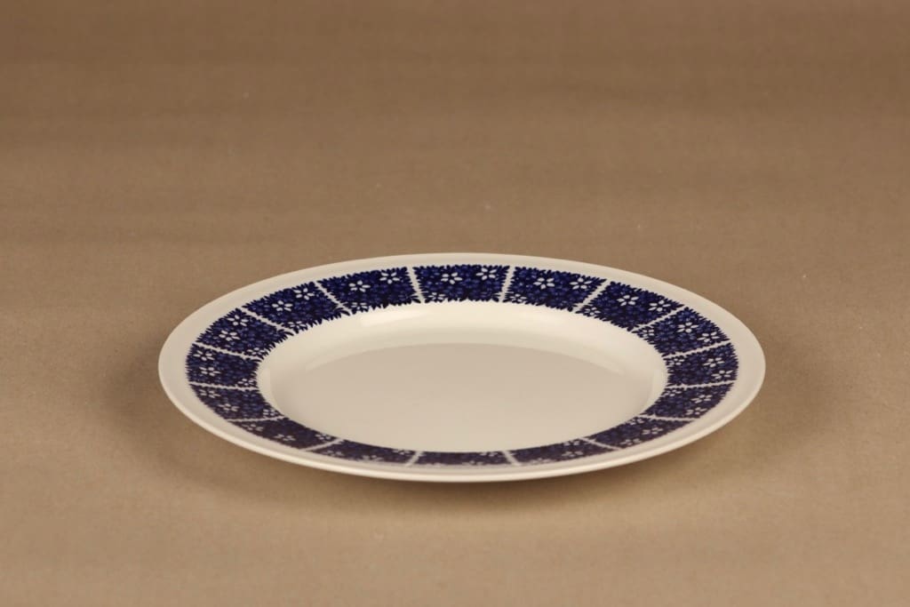 Arabia Pitsi salaattilautanen, 21.5 cm, suunnittelija Raija Uosikkinen, 21.5 cm, kukka