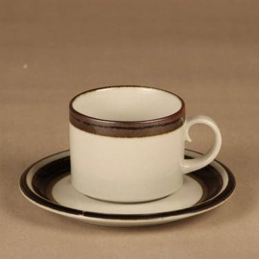 Arabia Karelia tea cup designer Anja Jaatinen-Winquist