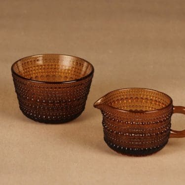 Nuutajärvi Kastehelmi sugar bowl and creamer, brown designer Oiva Toikka