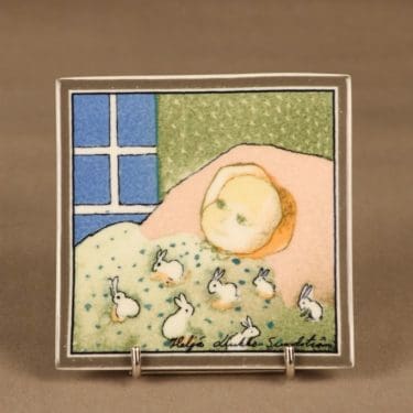 Arabia wall plate Baby designer Heljä Liukko-Sundström