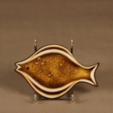 Arabia Fish wall plate, hand-painted designer Gunvor Olin-Grönqvist