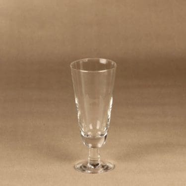 Nuutajärvi Astor wine glass 20 cl designer Saara Hopea