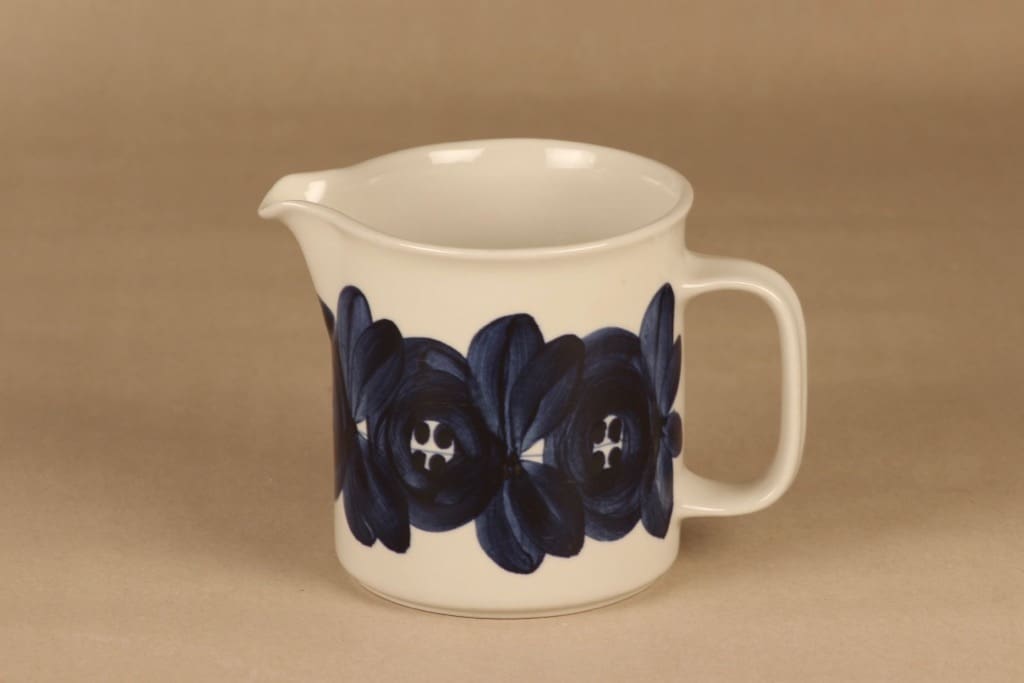 Arabia Anemone kaadin, 1 l, suunnittelija Ulla Procope, 1 l, käsinmaalattu, signeerattu